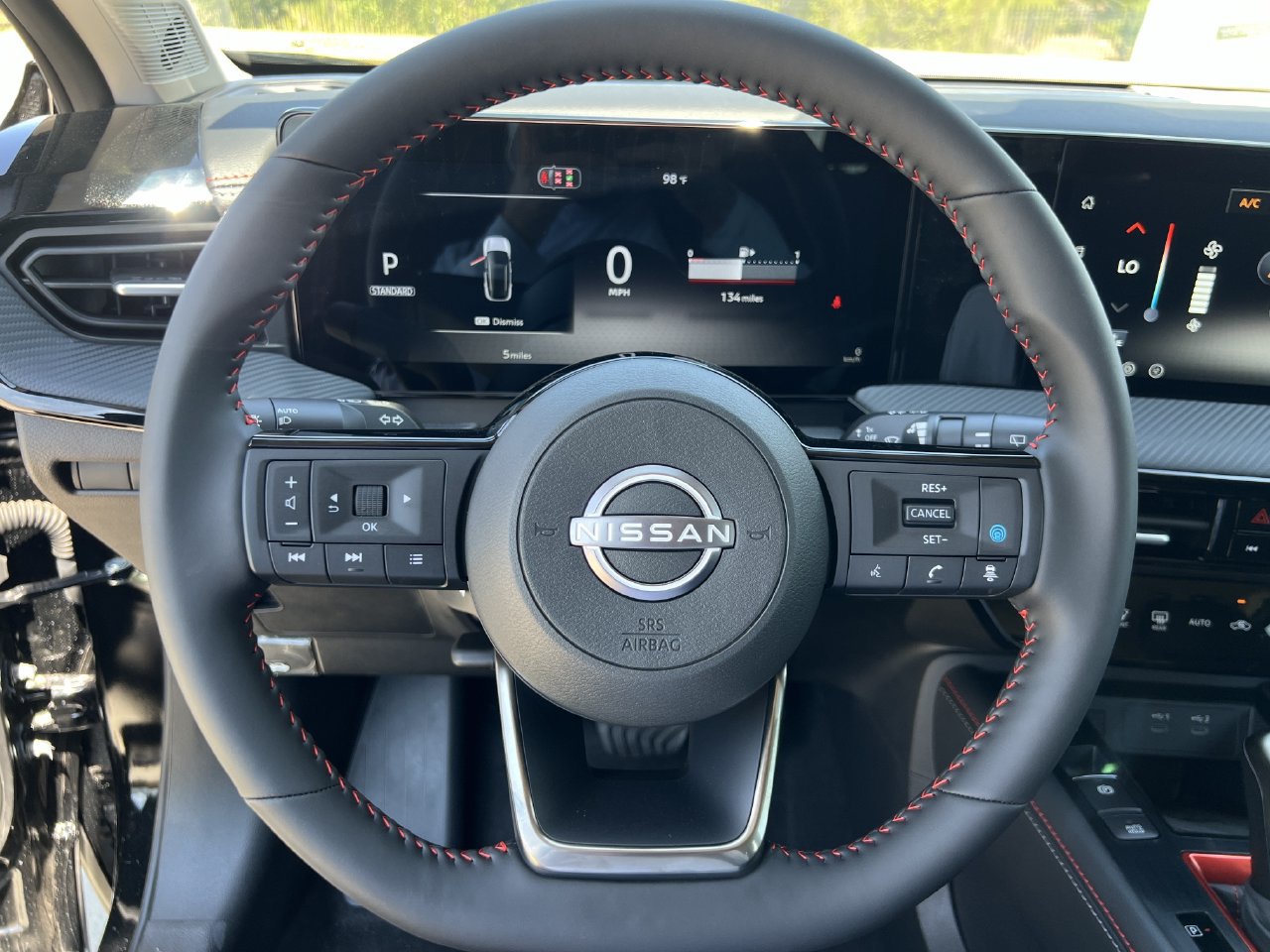 New 2027 Nissan Kicks SR AWD/4WD image 8