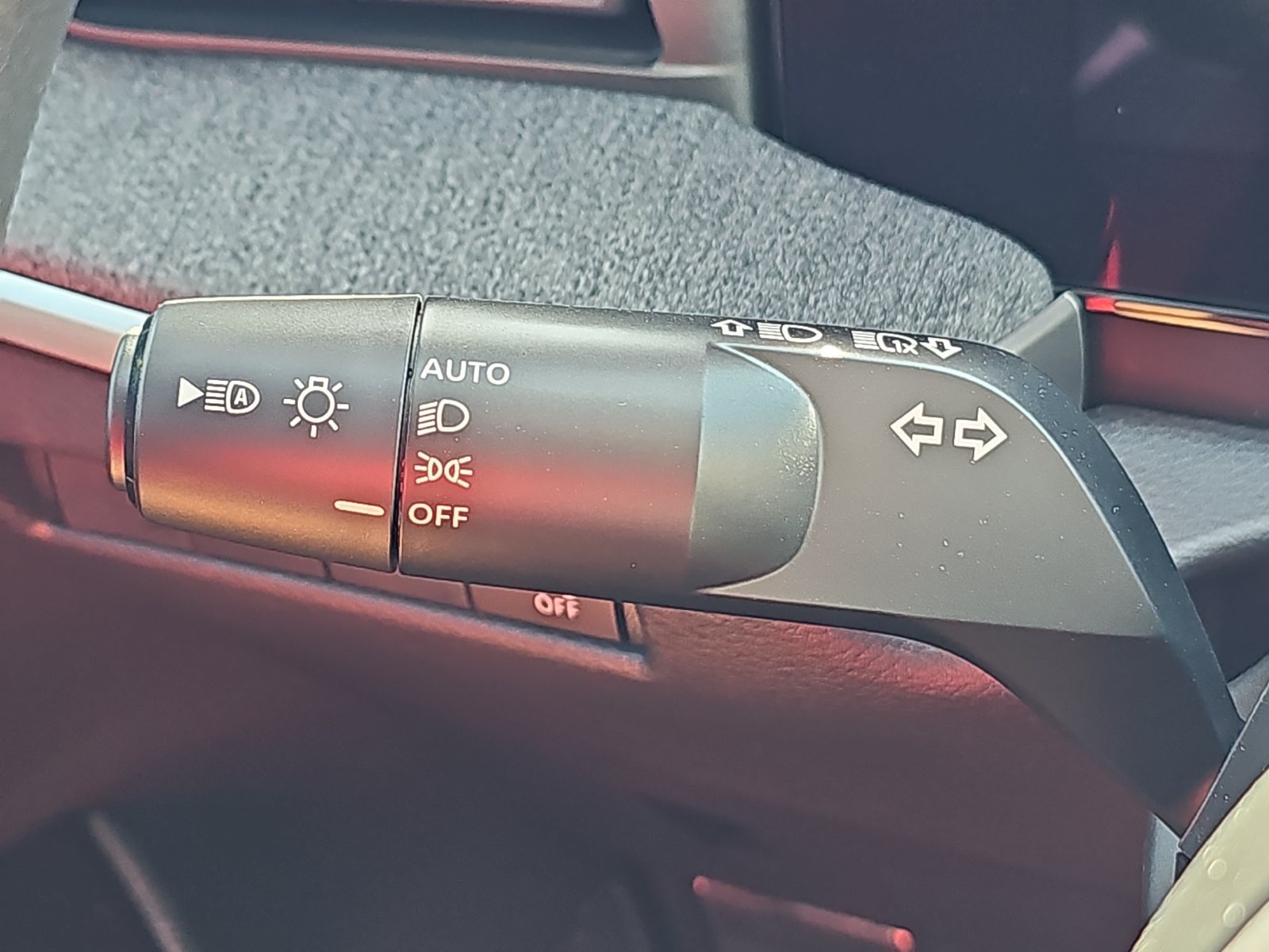 New 2027 Nissan Kicks SV FWD image 29