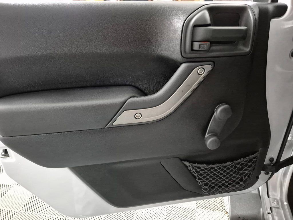 Used 2011 Jeep Wrangler Sport image 12