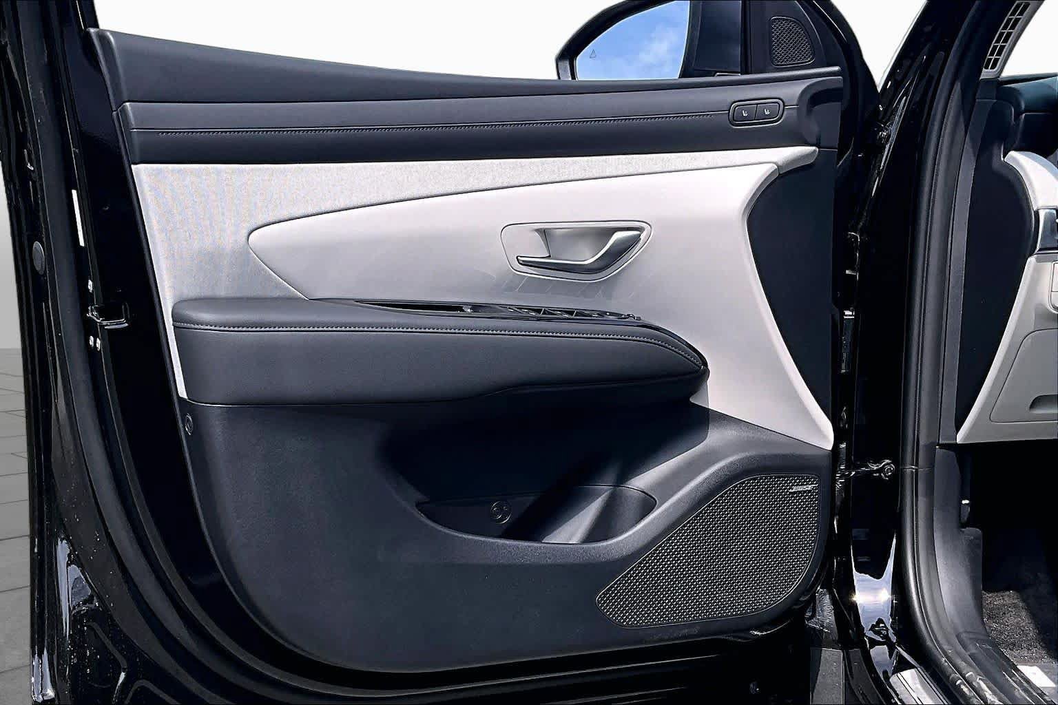 New 2026 Hyundai Tucson Limited AWD/4WD image 13