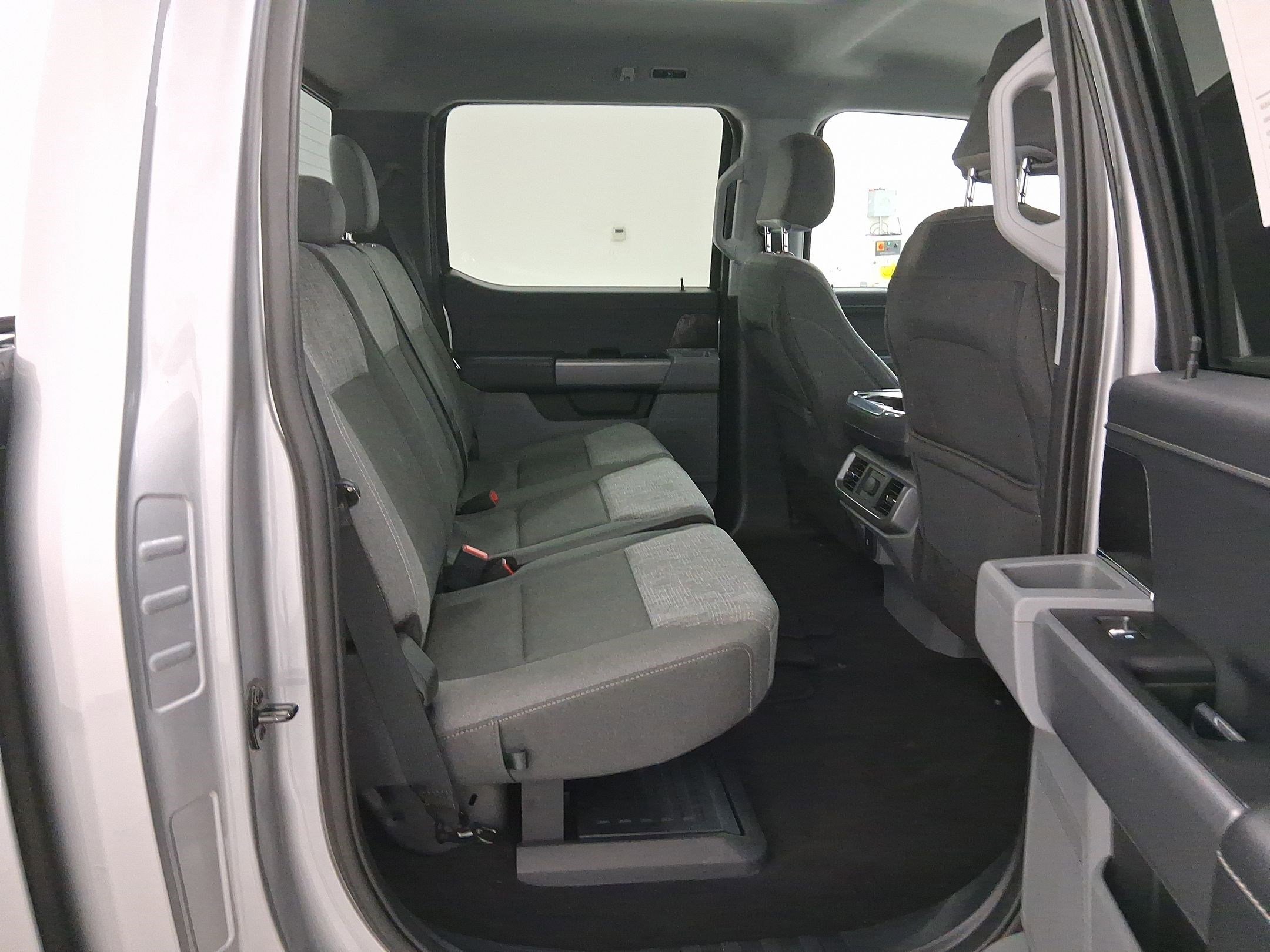 Used 2022 Ford F150 XLT w/ Equipment Group 301A Mid image 28