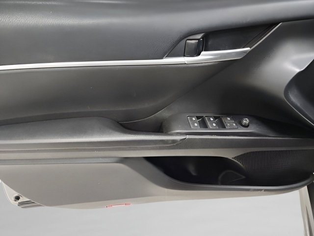 Used 2023 Toyota Camry SE FWD image 20