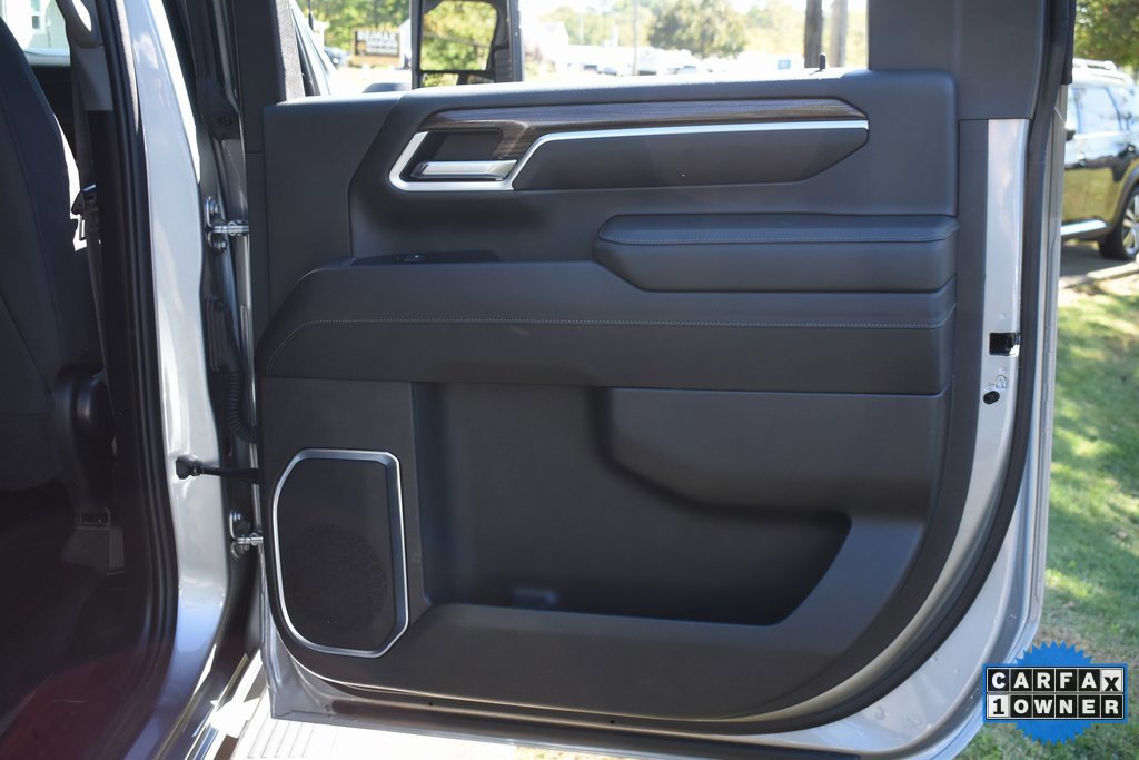 Used 2024 Chevrolet Silverado 2500 LT image 24