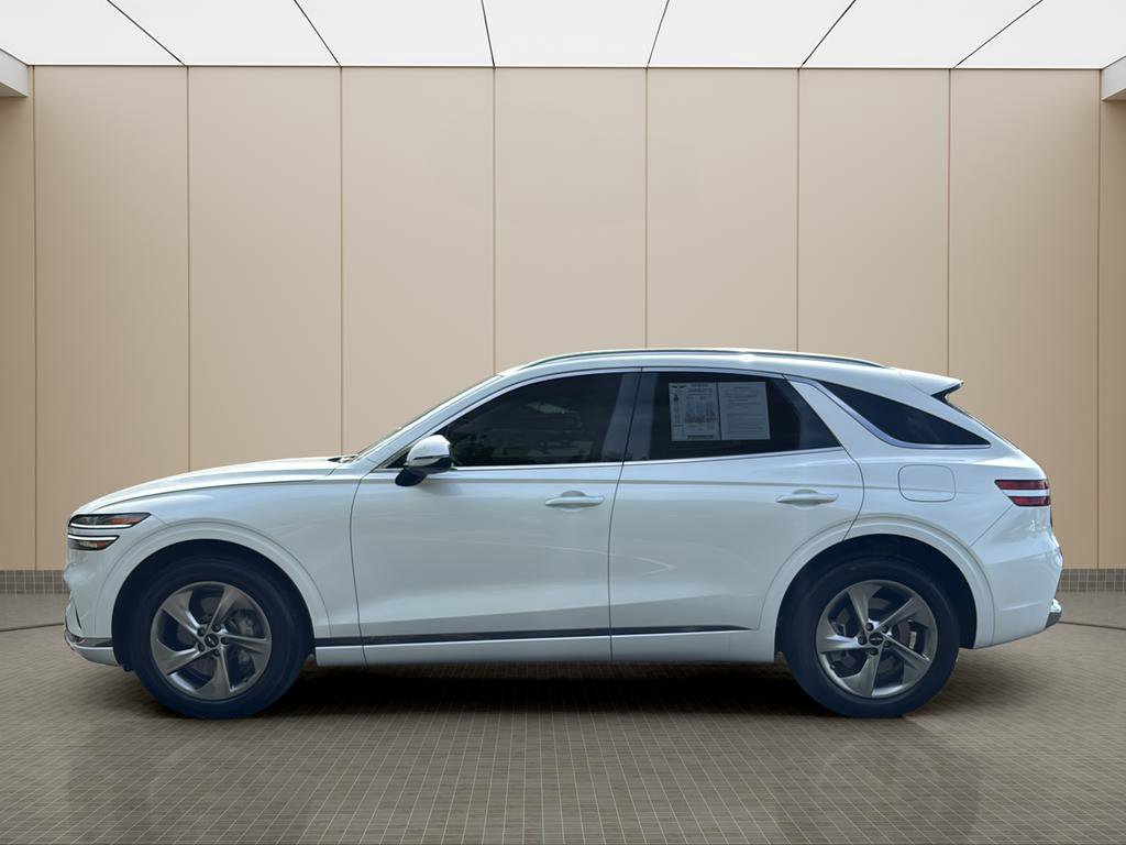 Certified 2026 Genesis GV70 2.5T AWD/4WD image 2