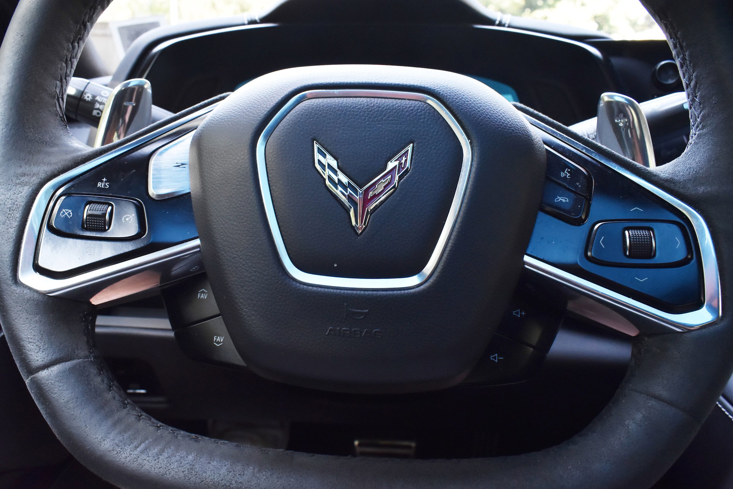 Used 2023 Chevrolet Corvette Stingray Coupe w/ Z51 Performance Package image 31