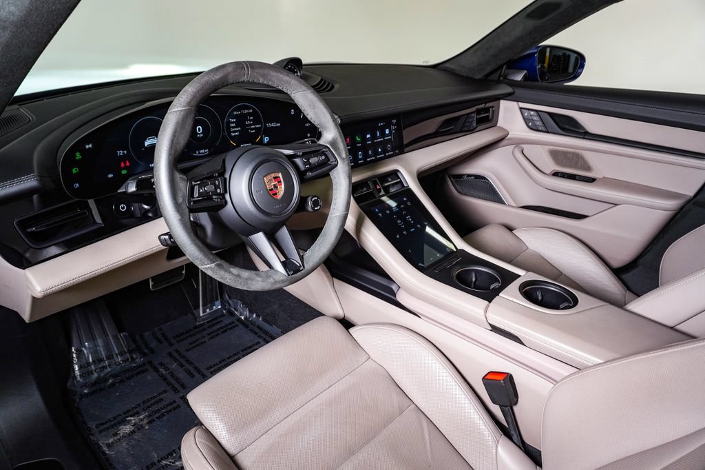 Certified 2023 Porsche Taycan GTS AWD/4WD image 4