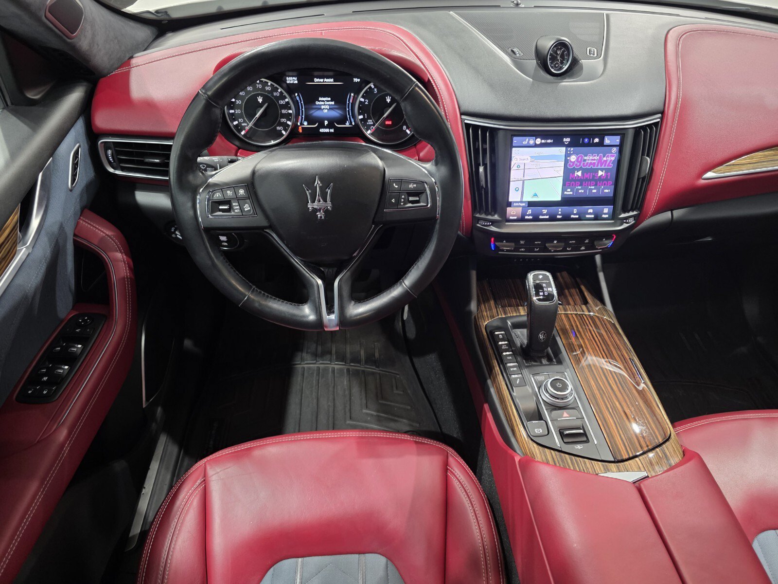 Used 2021 Maserati Levante GranLusso AWD/4WD image 10