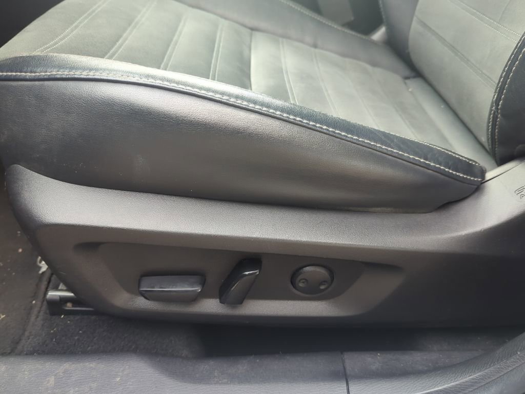 Used 2022 Mitsubishi Outlander SE image 34