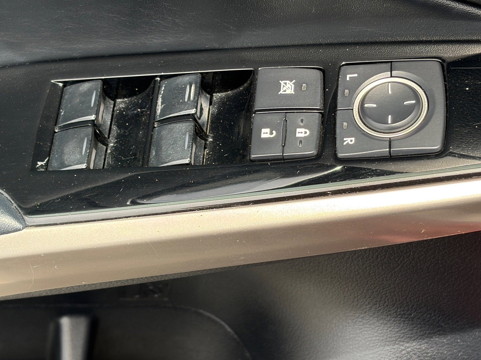 Used 2015 Lexus IS 250 w/ Navigation System Package RWD image 17