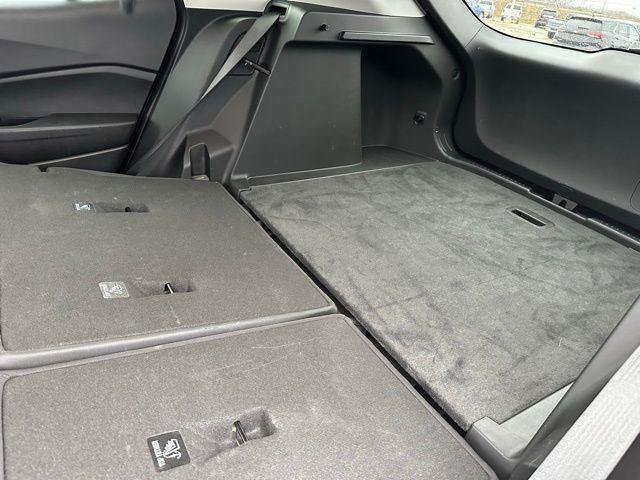 Used 2025 Chevrolet Trax LT FWD image 15