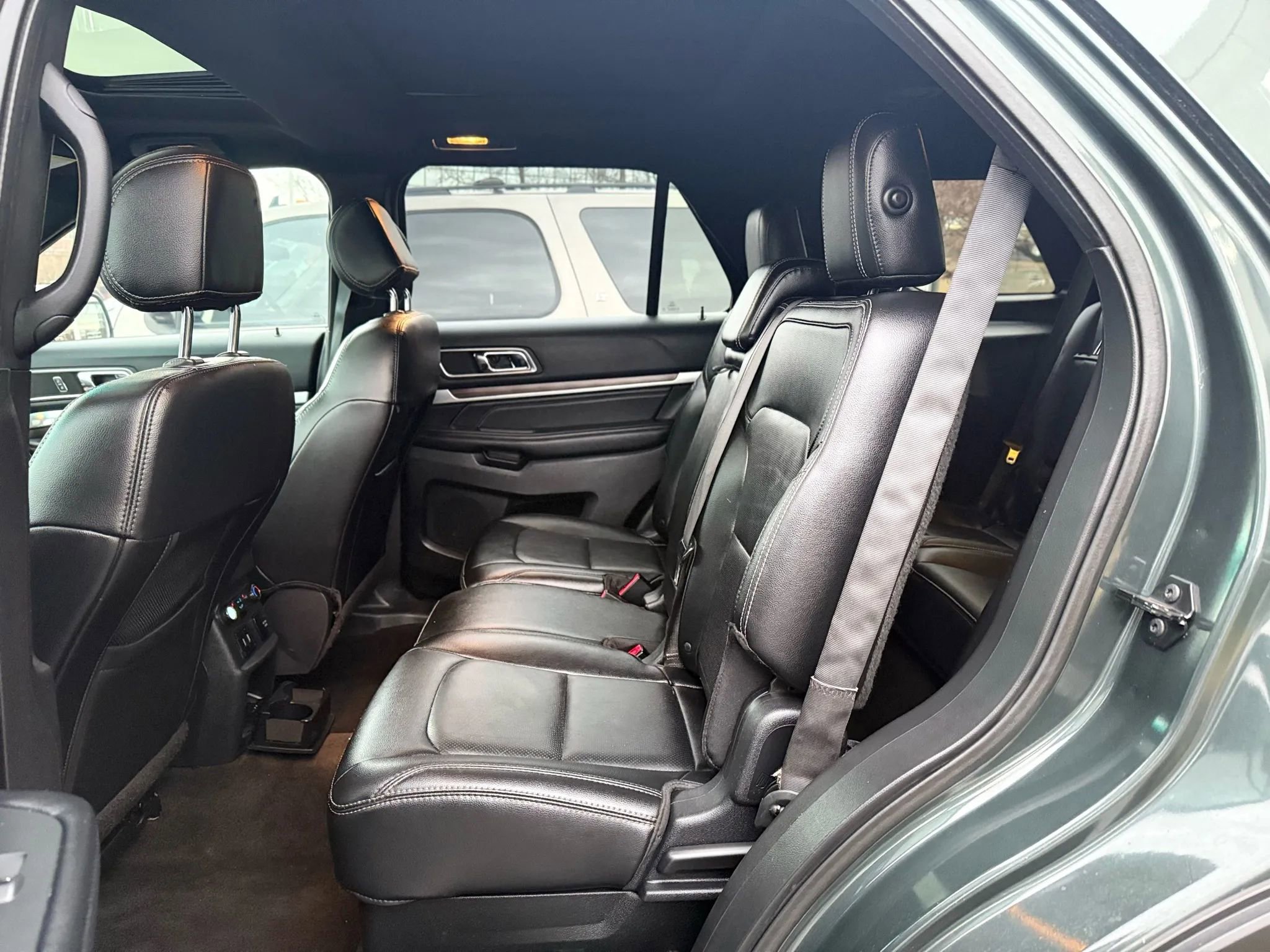 Used 2016 Ford Explorer Limited w/ Equipment Group 301A image 31