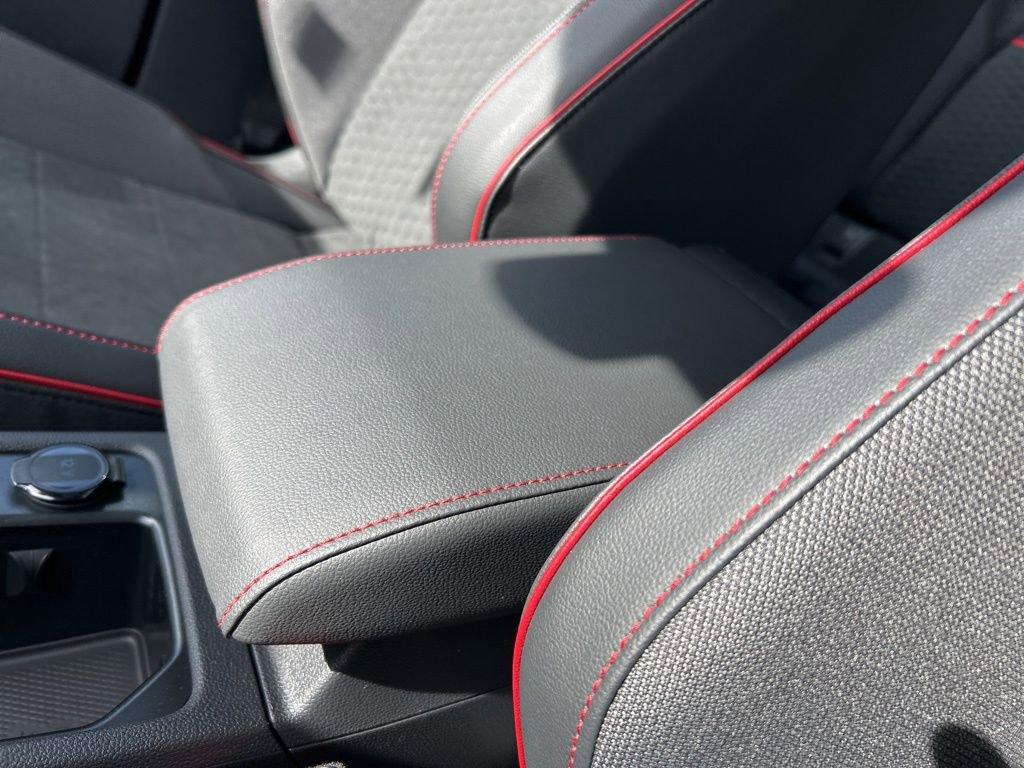 New 2026 Volkswagen GTI SE FWD image 40