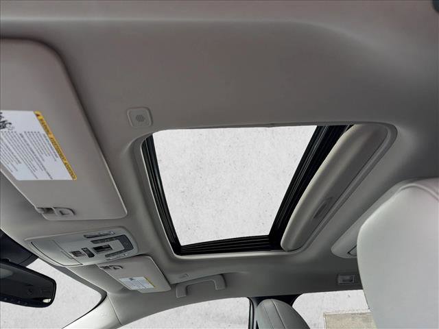 New 2026 Toyota Sienna XLE image 19