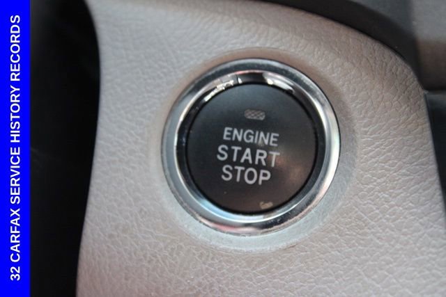 Used 2015 Toyota Sienna XLE FWD image 35
