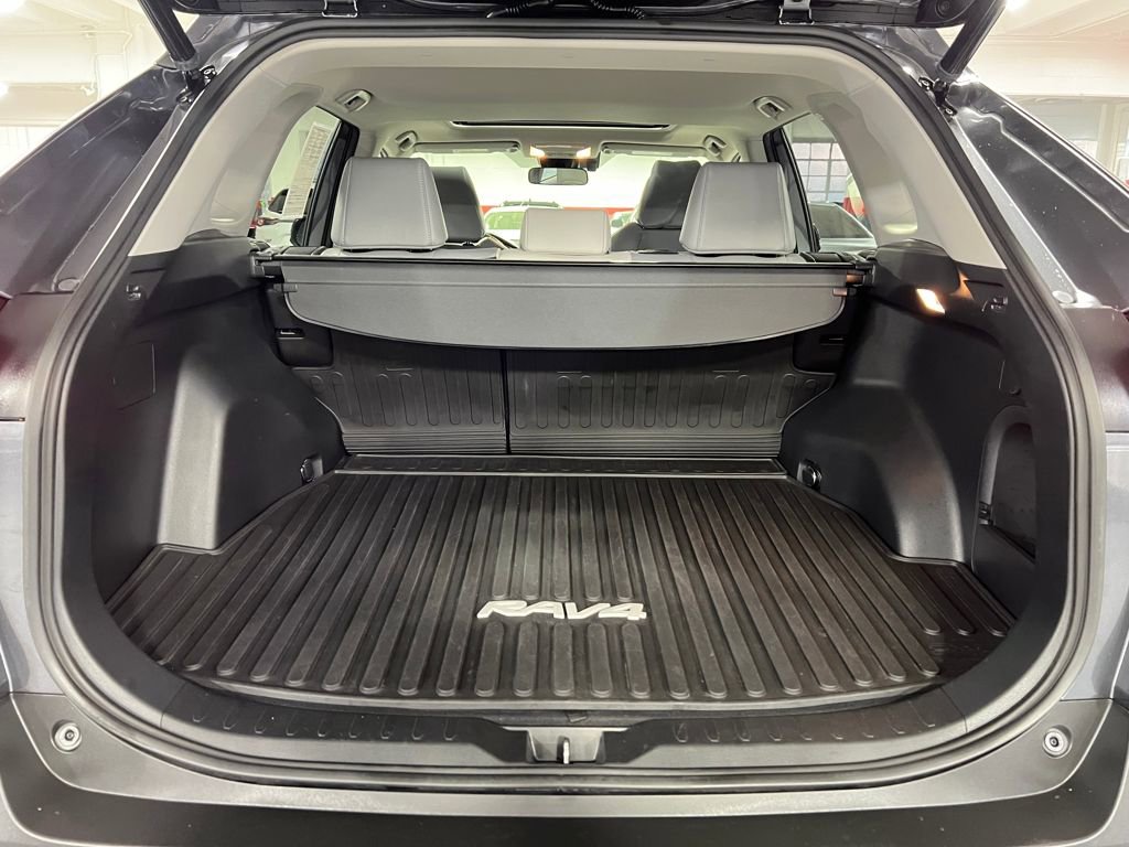 Certified 2021 Toyota RAV4 XLE Premium image 46