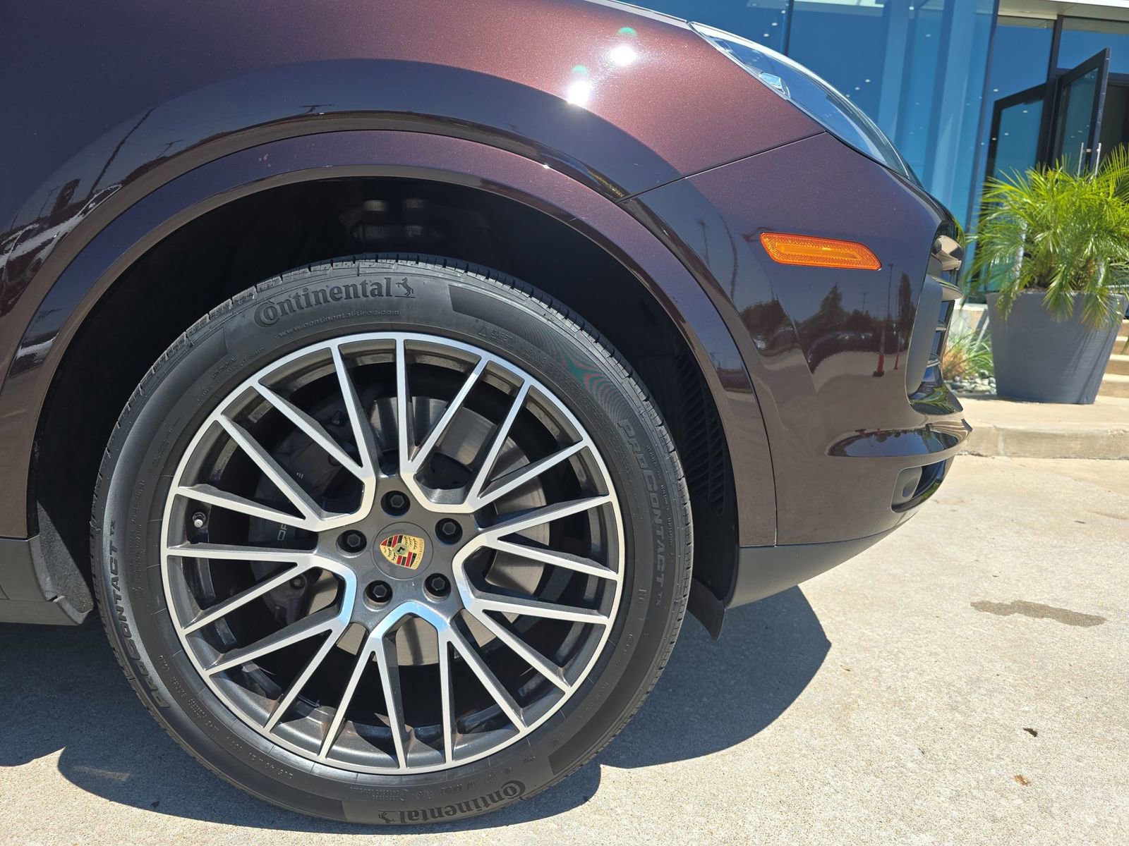 Certified 2023 Porsche Cayenne AWD/4WD image 11