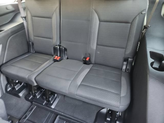 Used 2025 Chevrolet Tahoe LS RWD image 32