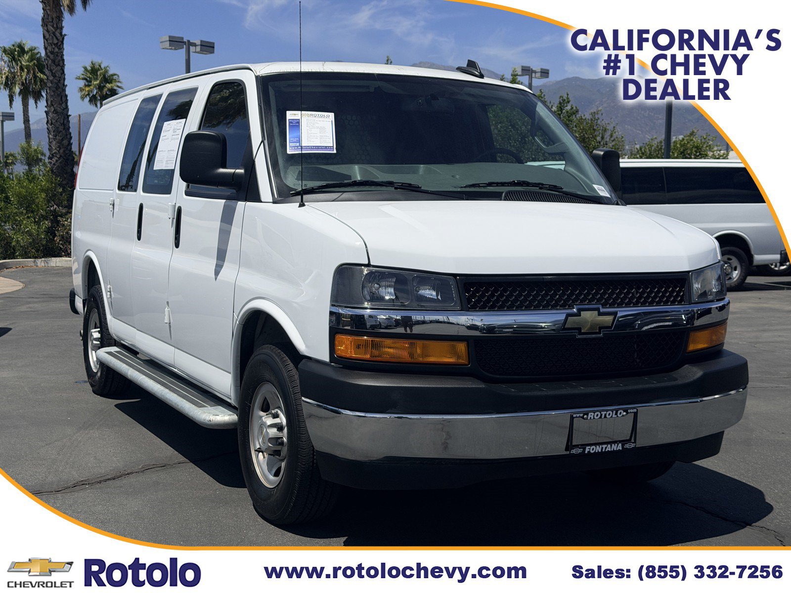 Used 2025 Chevrolet Express 2500 w/ Driver Convenience Package RWD image 1