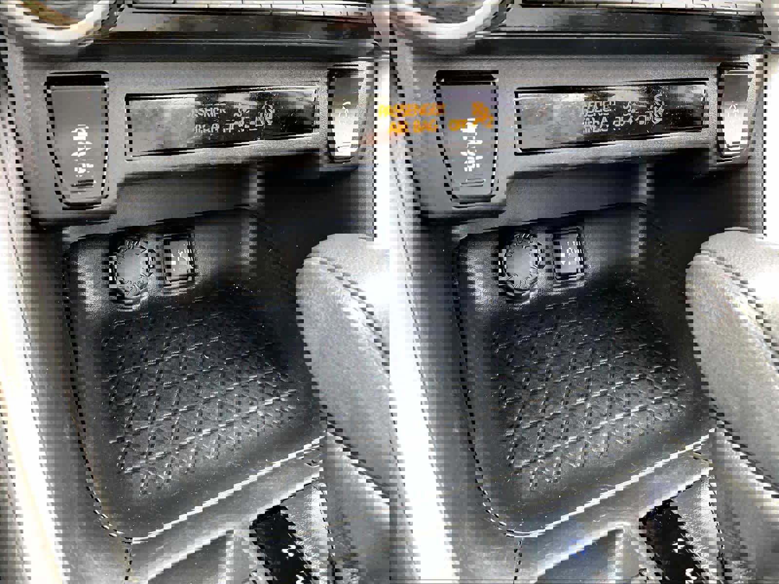 Used 2019 Toyota RAV4 LE image 27