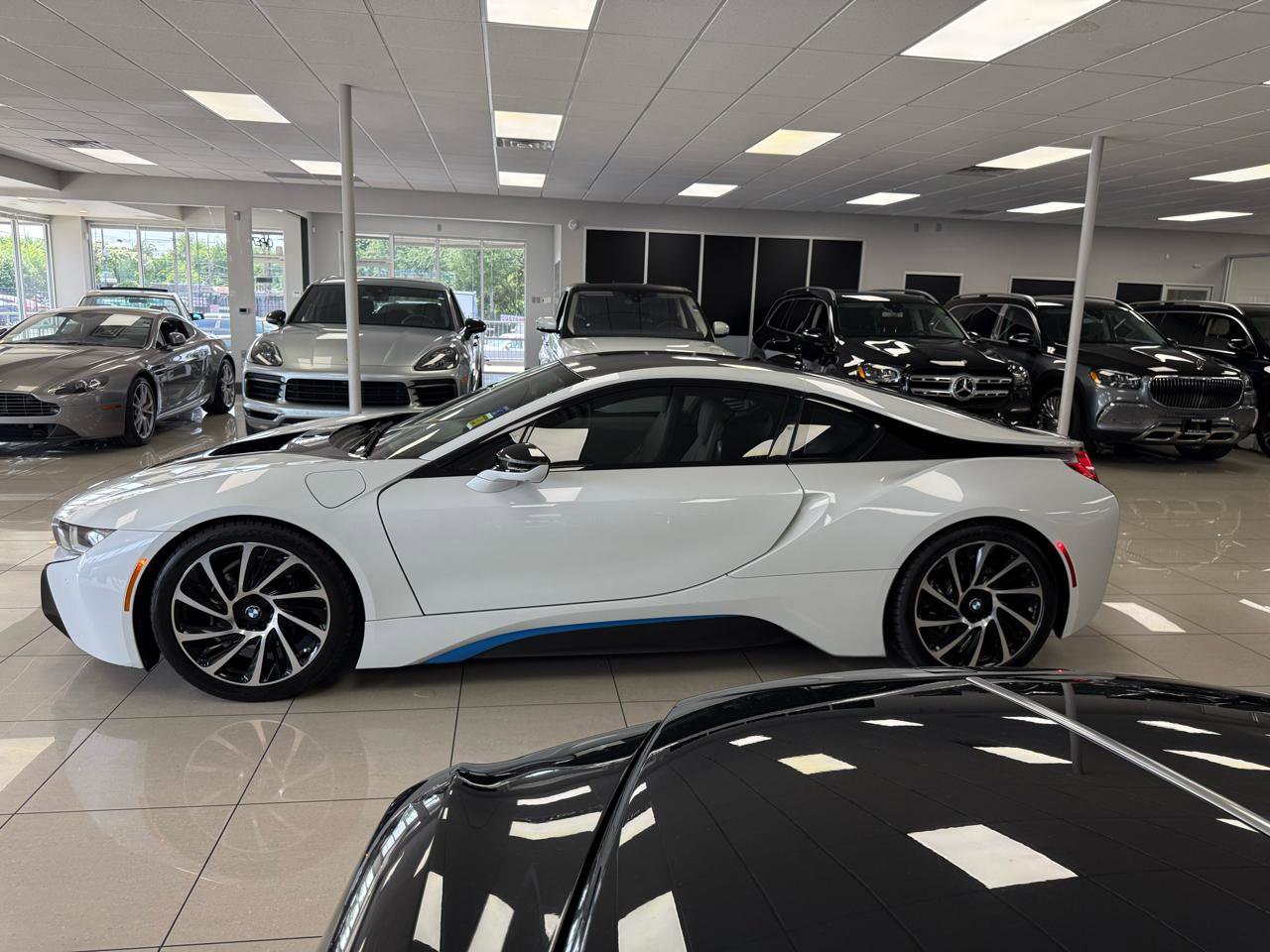 Used 2015 BMW i8 AWD/4WD image 3