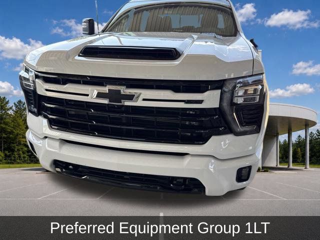 Used 2024 Chevrolet Silverado 2500 LT w/ Z71 Sport Edition AWD/4WD image 4