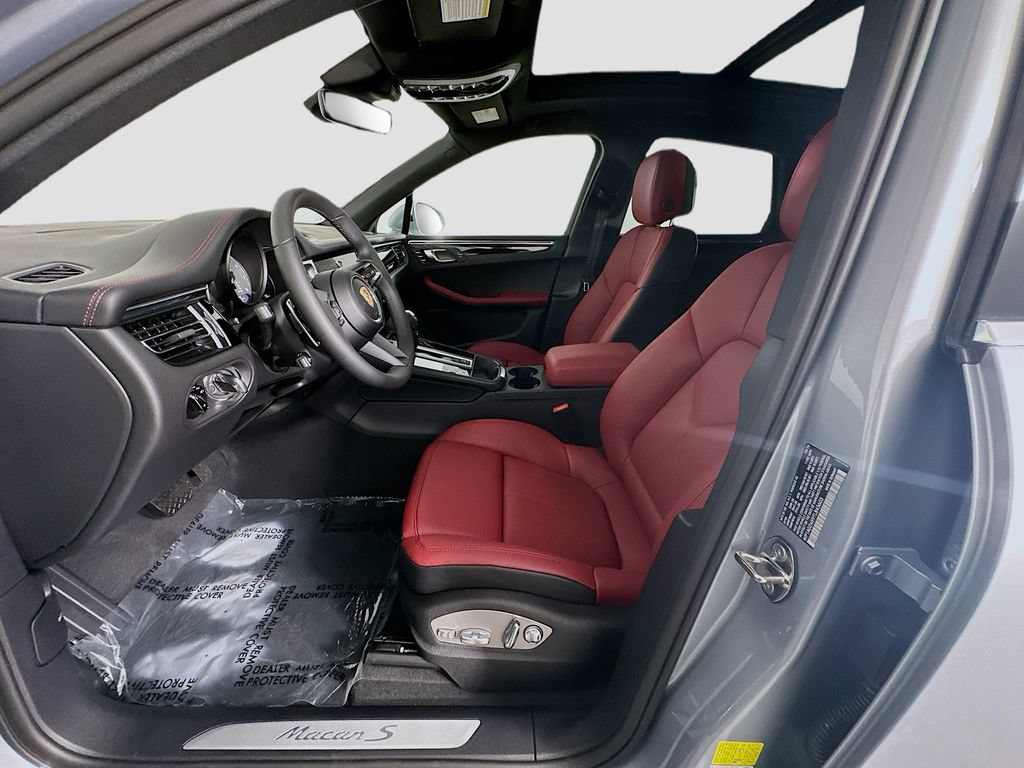 New 2026 Porsche Macan S AWD/4WD image 5