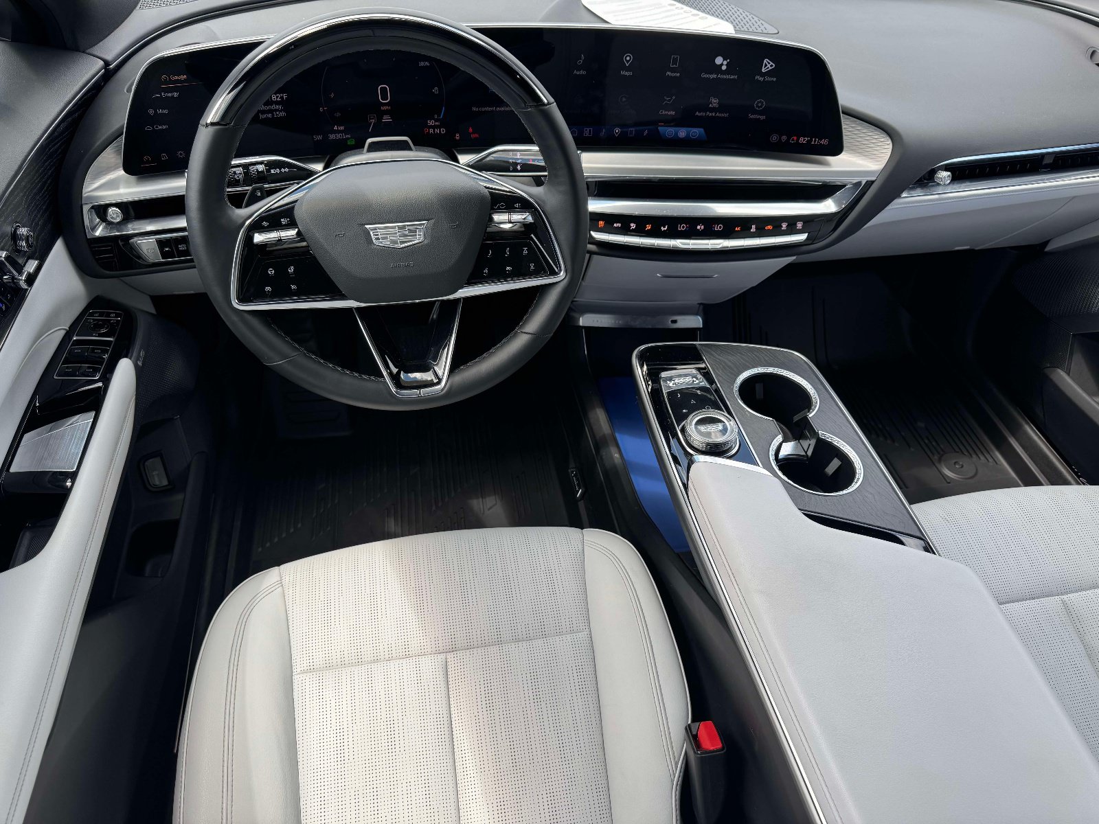 Certified 2023 Cadillac Lyriq 2WD image 2