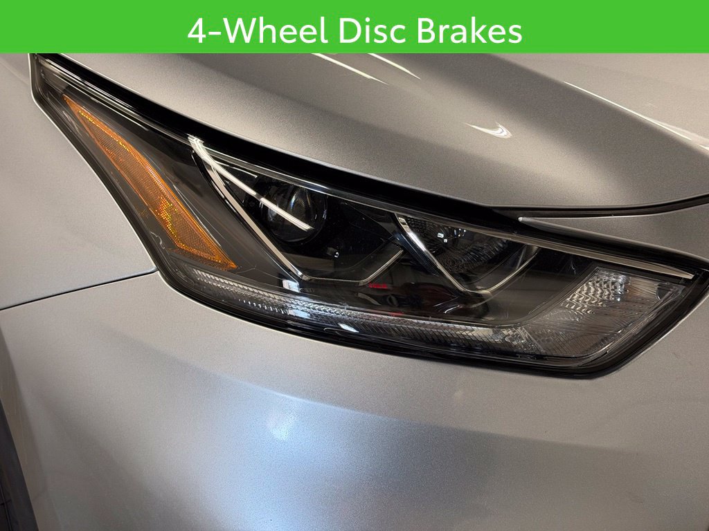 Used 2022 Toyota Highlander Platinum AWD/4WD image 14