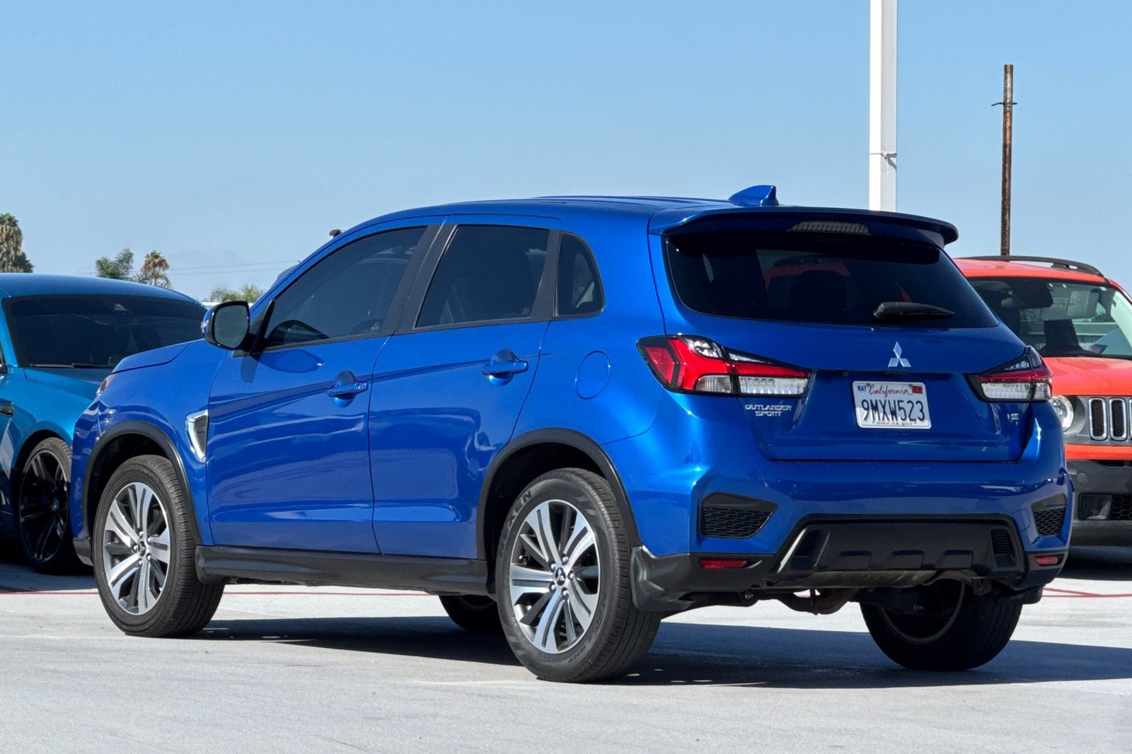 Used 2021 Mitsubishi Outlander Sport SE FWD image 3
