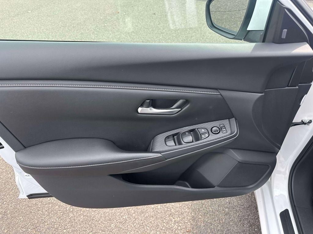 Used 2024 Nissan Sentra SV w/ Trunk Package FWD image 14