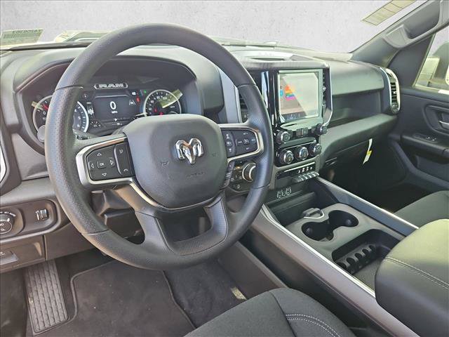 New 2026 RAM 1500 Express AWD/4WD image 3