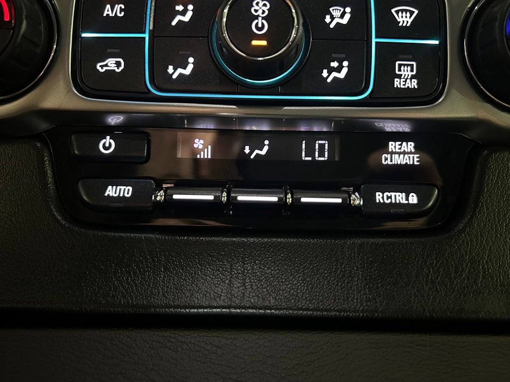 Used 2019 Chevrolet Tahoe Premier AWD/4WD image 33