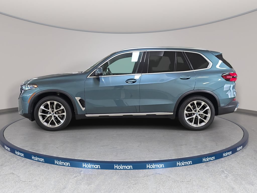 Used 2024 BMW X5 xDrive40i w/ Premium Package AWD/4WD image 9