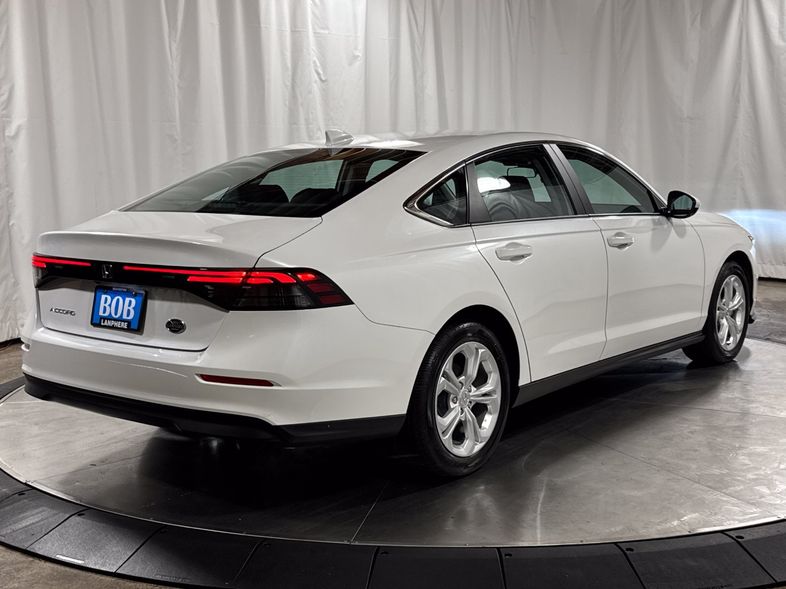 Used 2024 Honda Accord LX image 10
