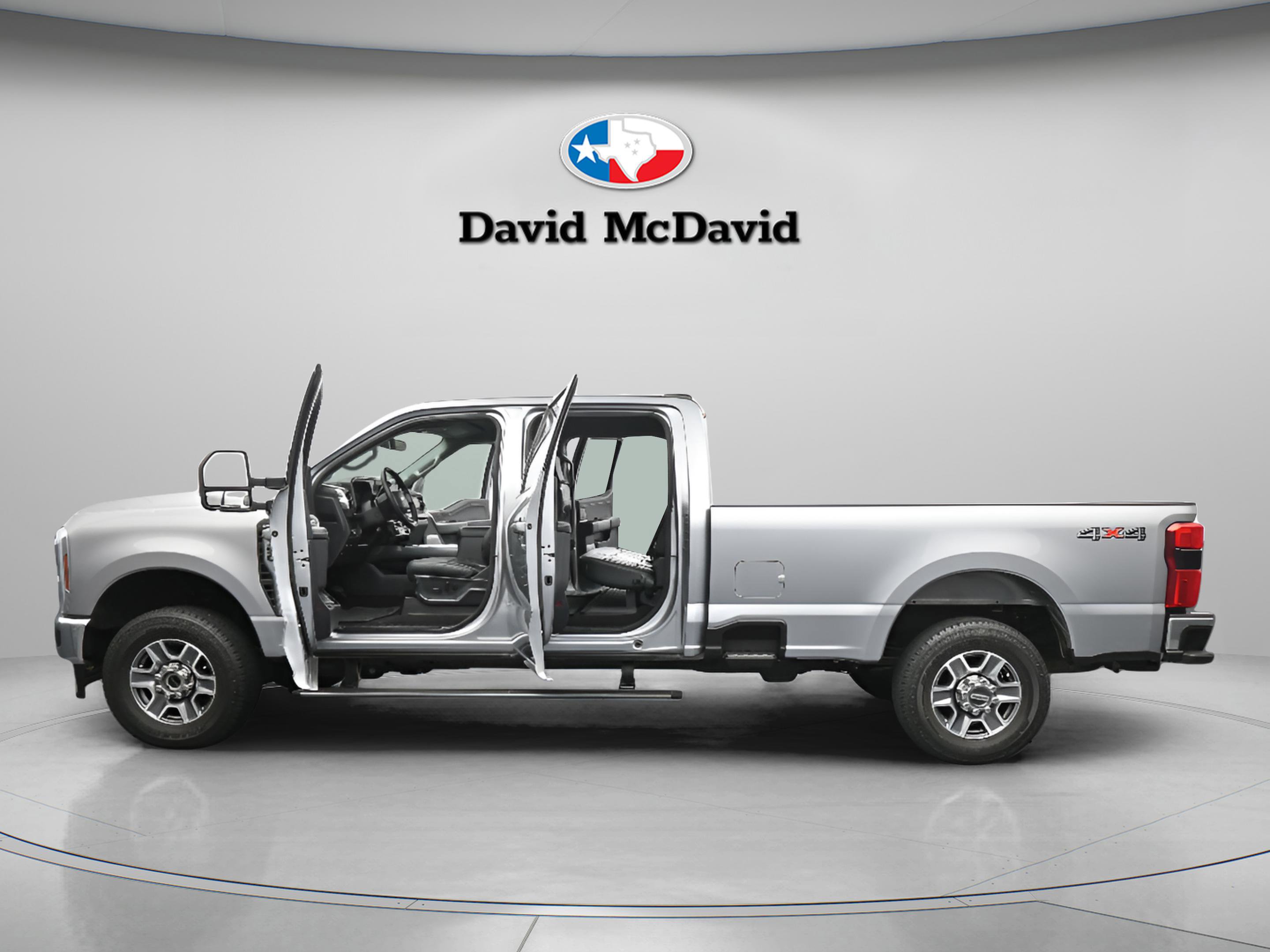 Used 2024 Ford F350 Lariat image 45