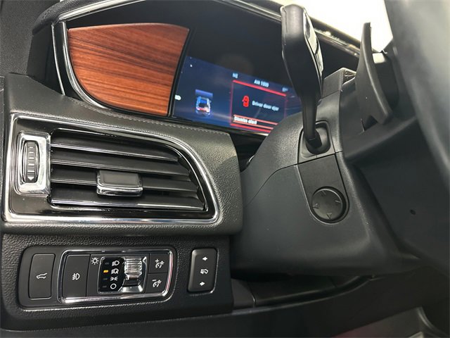 Used 2022 Lincoln Navigator Reserve image 38