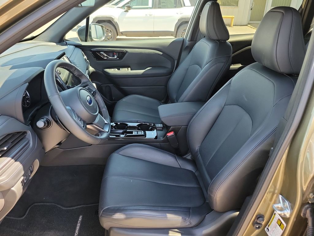 Used 2026 Subaru Forester Limited AWD/4WD image 16