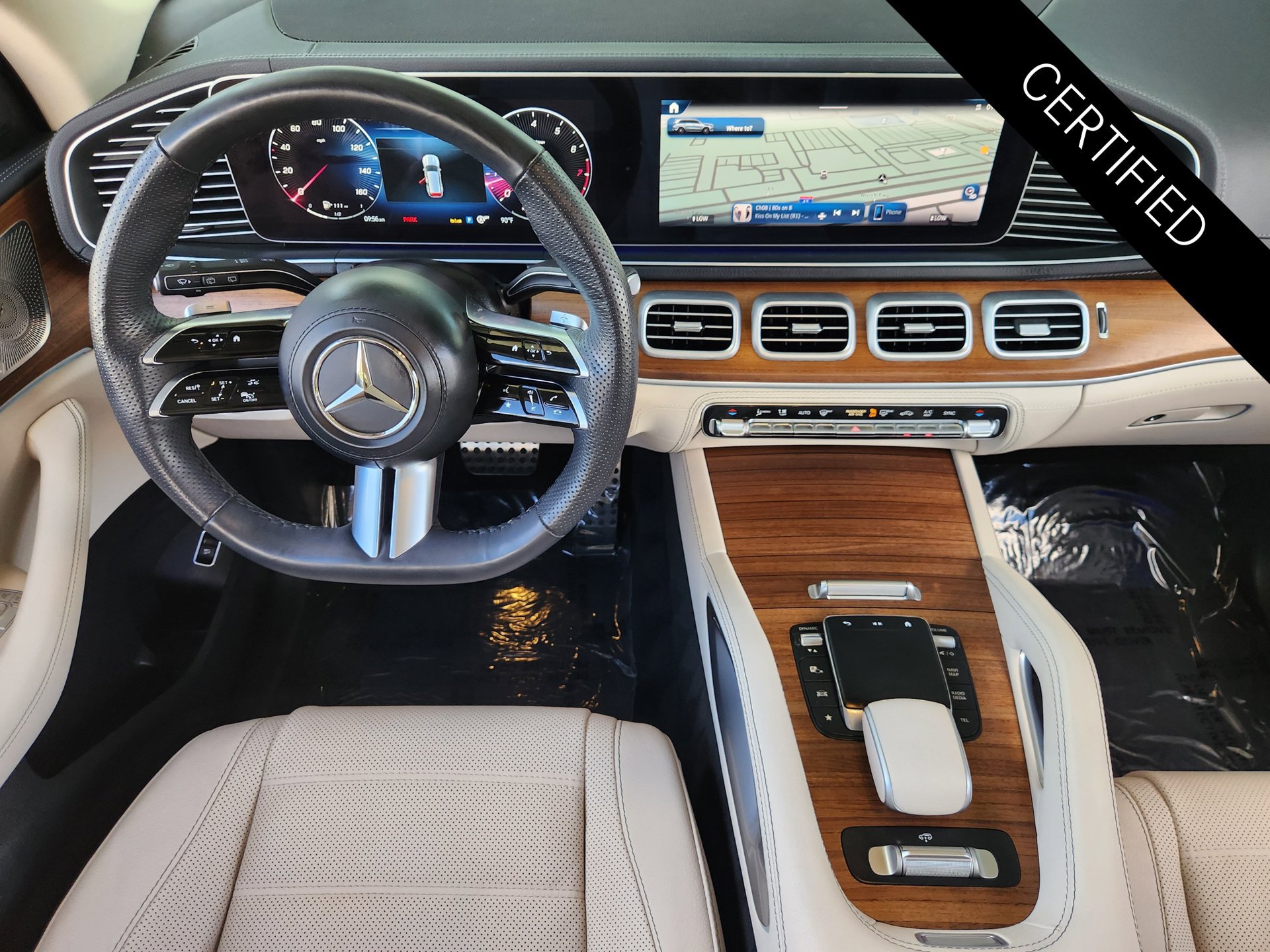 Used 2024 Mercedes-Benz GLS 580 4MATIC image 27