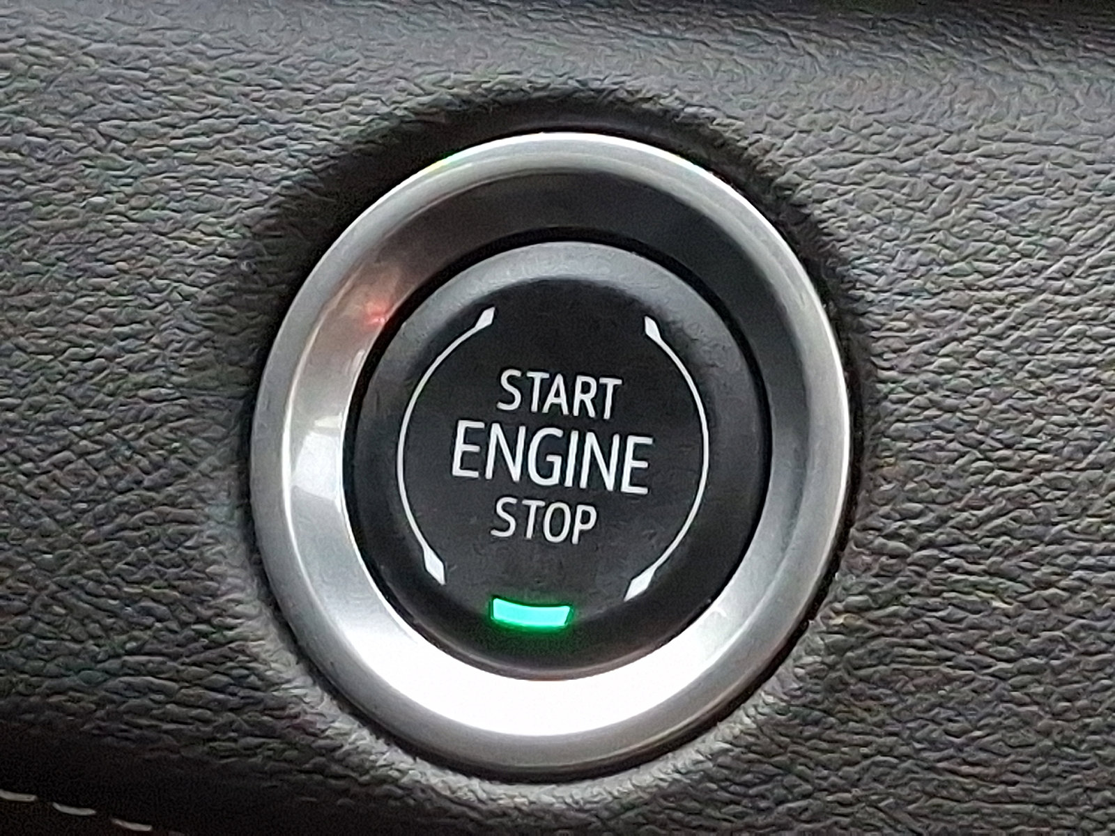 Certified 2024 Cadillac Escalade Sport w/ LPO, ONYX Package image 34