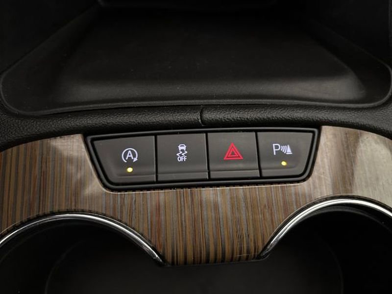 Used 2022 GMC Acadia SLE image 54
