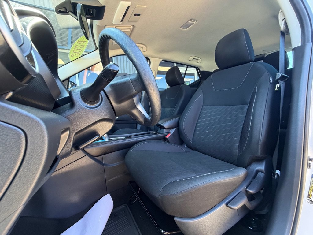 Used 2024 Nissan Kicks SV FWD image 7
