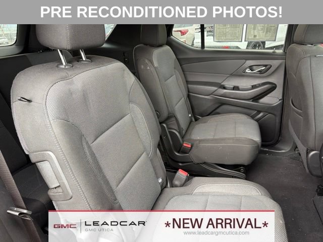 Used 2023 Chevrolet Traverse LT AWD/4WD image 13