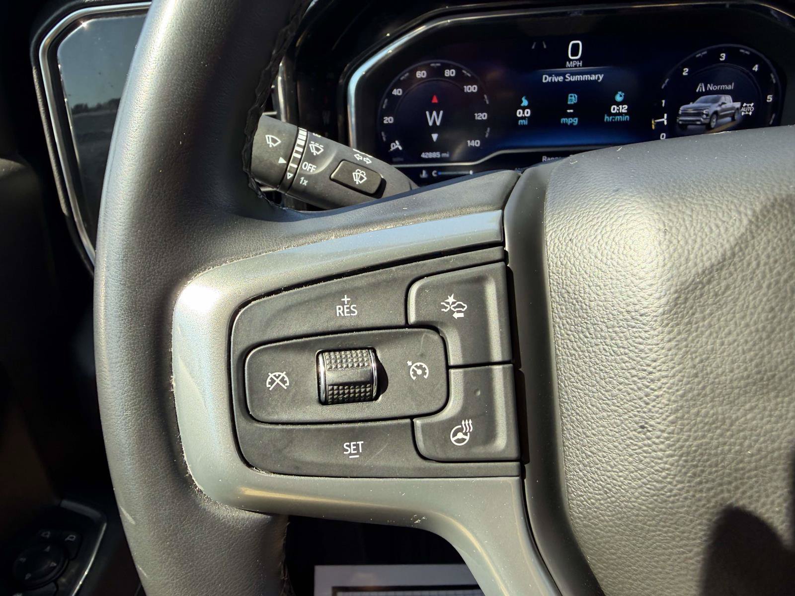 Certified 2023 Chevrolet Silverado 1500 RST AWD/4WD image 44