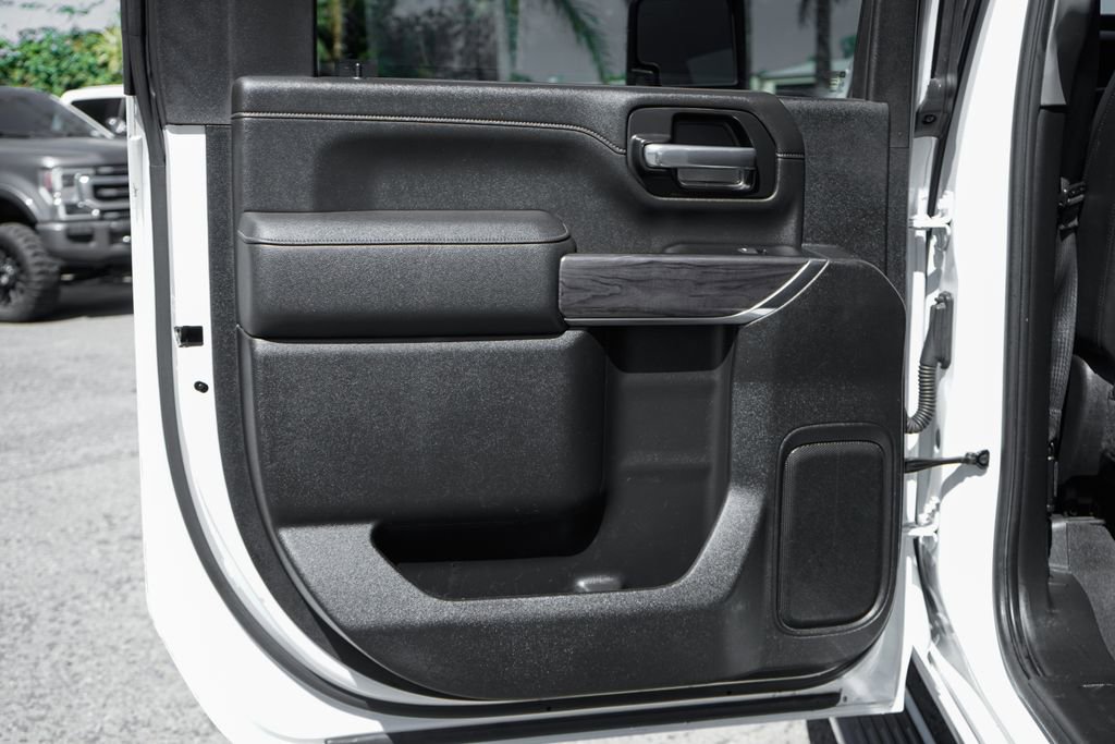Used 2022 Chevrolet Silverado 2500 LTZ w/ LTZ Plus Package image 37