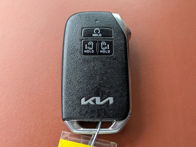 Used 2023 Kia Carnival SX FWD image 30