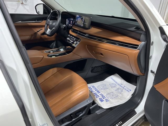 Used 2023 INFINITI QX60 Sensory w/ Vision Package AWD/4WD image 36