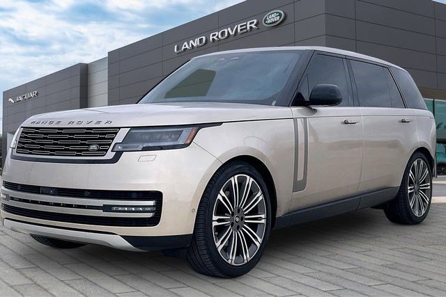Used 2024 Land Rover Range Rover Long Wheelbase SE