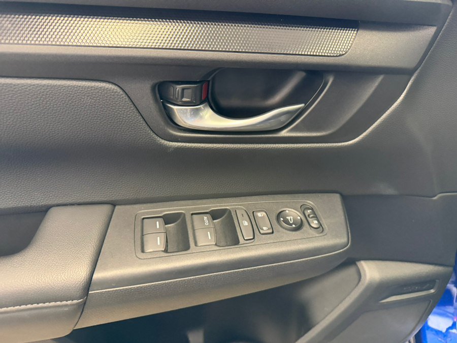 Used 2025 Honda CR-V LX image 22
