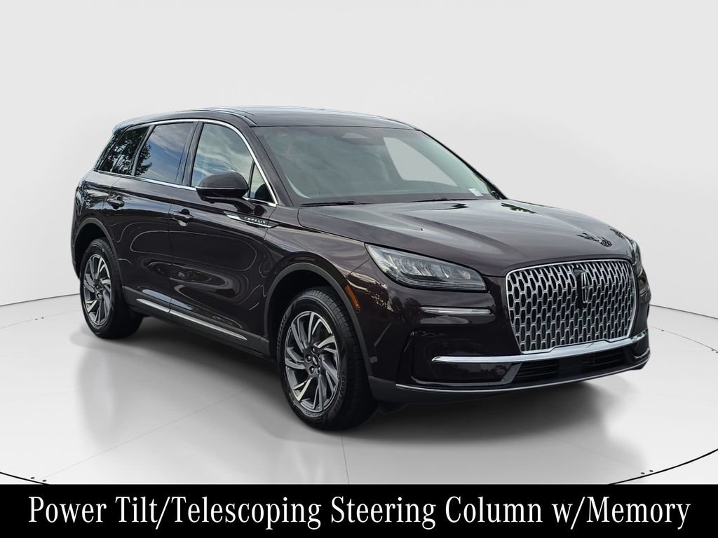 Used 2023 Lincoln Corsair AWD w/ Equipment Group 101A image 3
