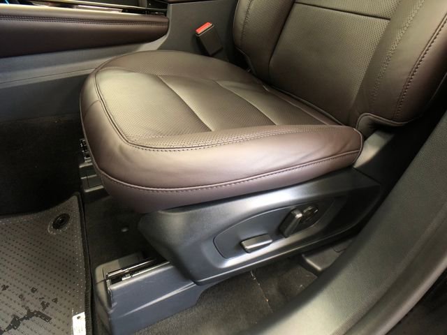 New 2026 Ford Explorer Platinum image 11